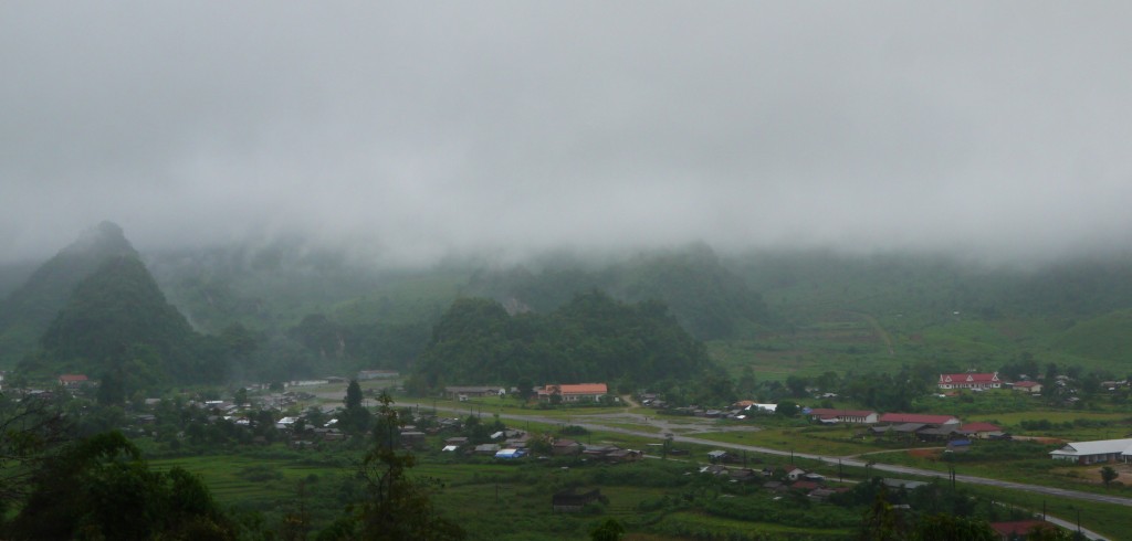 Laos Motorcycling Tour Long Cheng