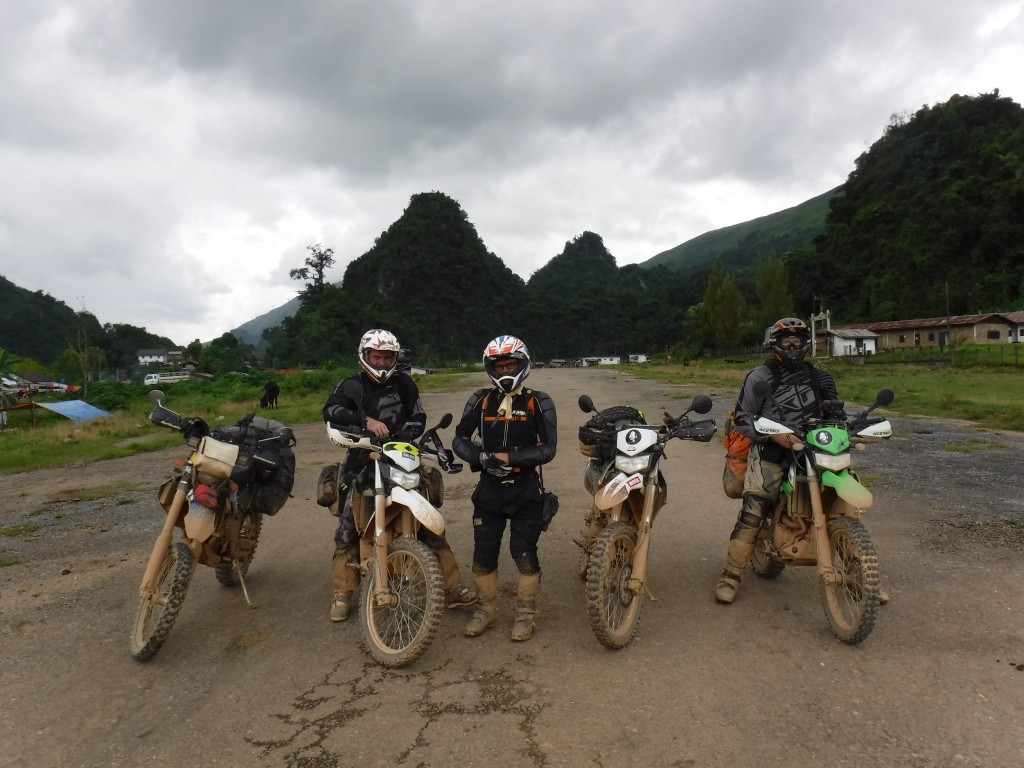 Motorcycling Laos to Long Cheng 